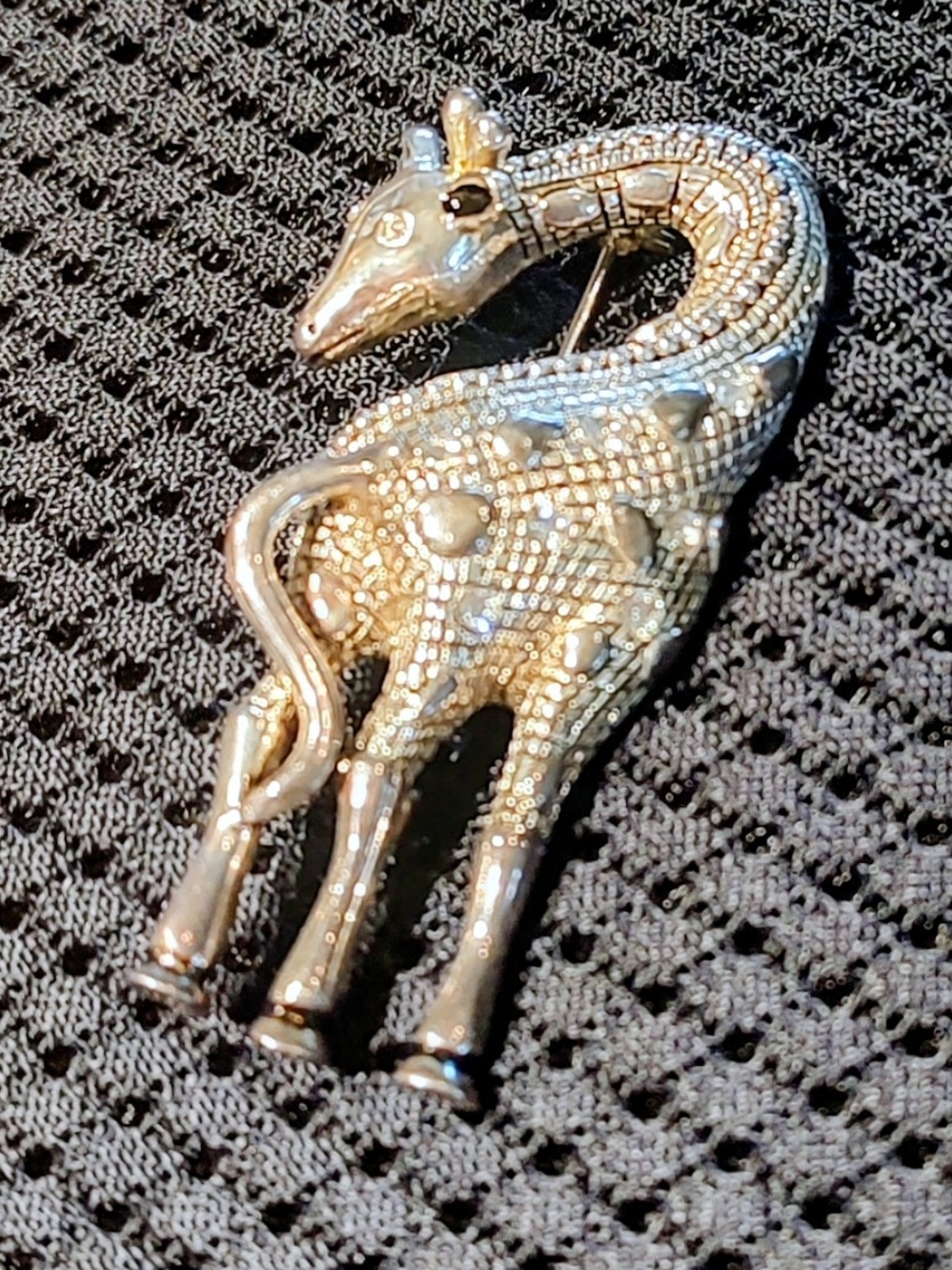 Silver Giraffe vintage Premeire Designs Brooch Pin - Elegant Animal Jewelry